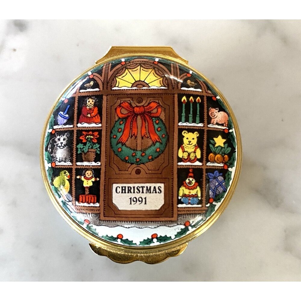 Halcyon Days Enamel "Christmas 1991" Trinket Box Decorated Inside The Lid